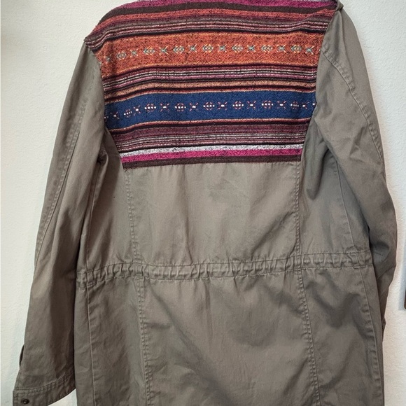 Love 21 Gray Utility Jacket with Unique Design - Picture 8 of 10